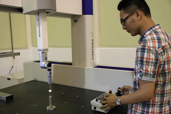 桥式荣昌三坐标测量机